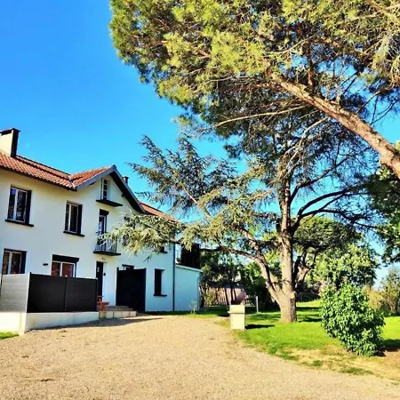 Vigne Rouge Sauna Nature Gaillac Lescottagesdutarn Feriehus